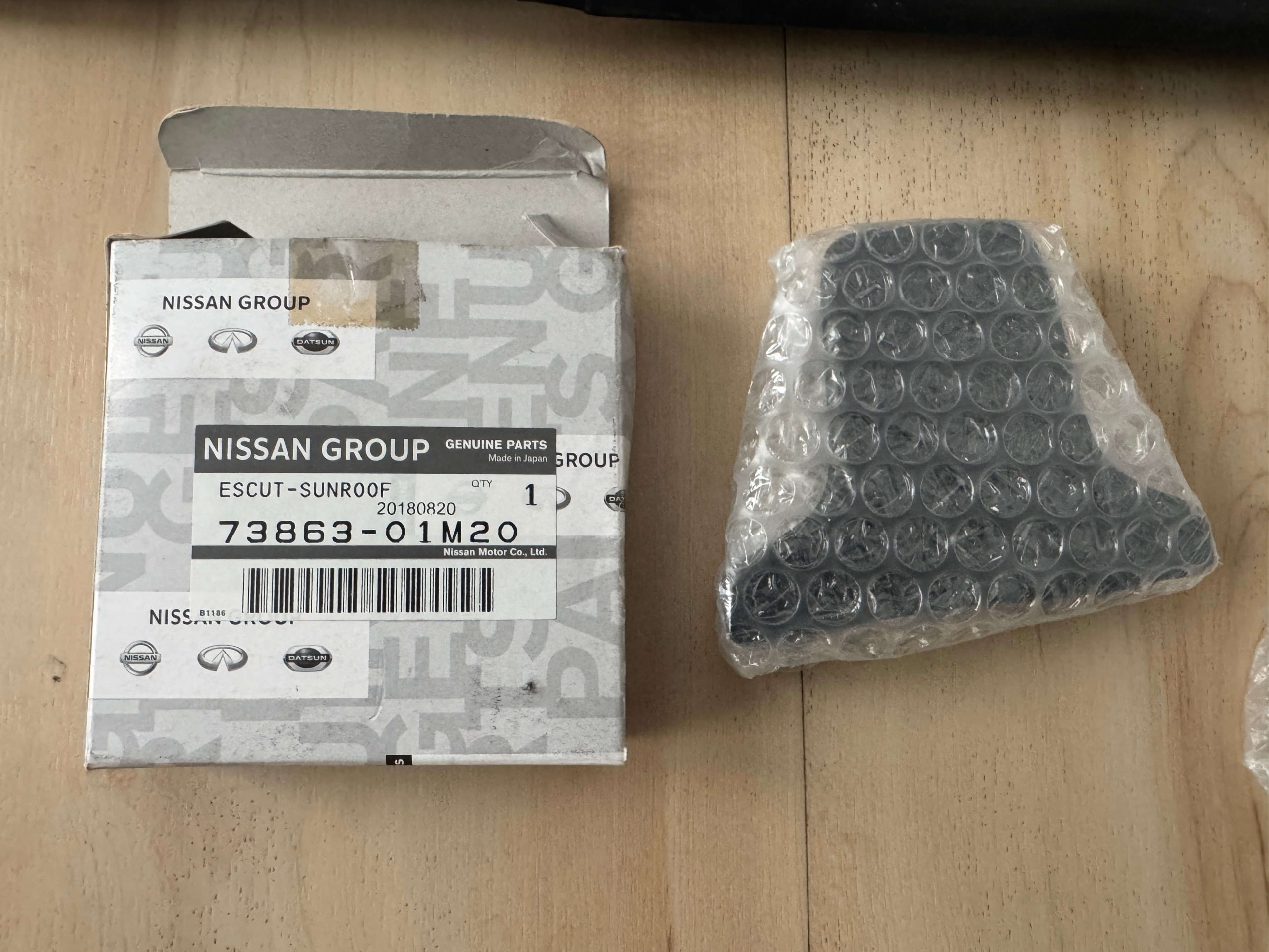 240SX S13 Hatchback Sunroof Glass Panel - Image 5