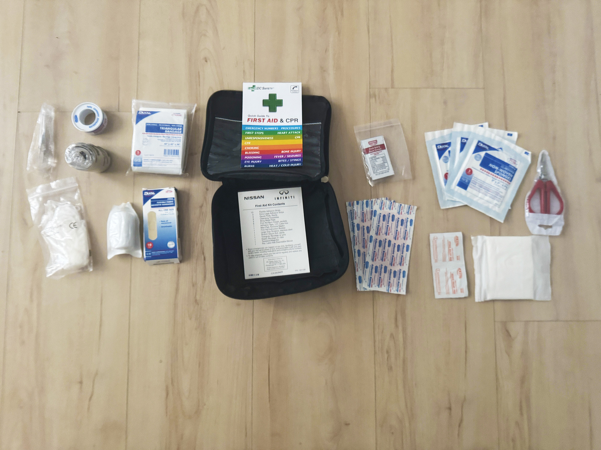 Nissan First aid Kit - Image 4
